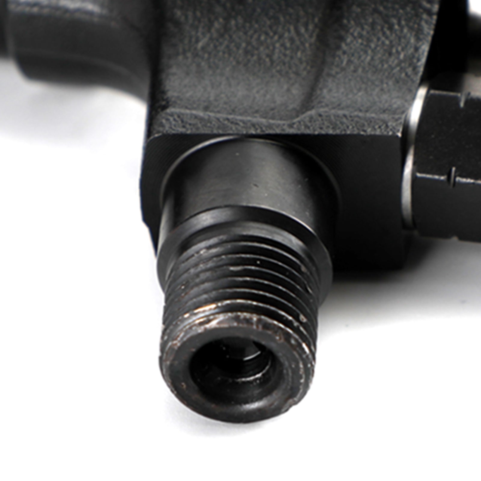 Hino 3.8L 4.7L 5.0L 6.5L 7.7L 6PCS Fuel Injectors 095000-6593 CB84034501S 095000-6594 Generic